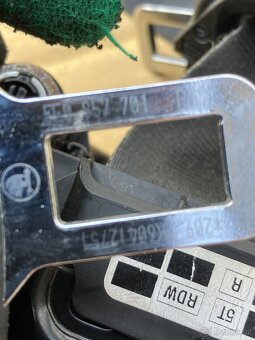 bezpeCnostní predni pasy skoda octavia iii 3 - 10