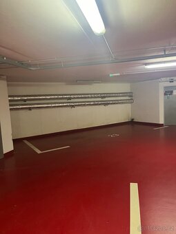 Parkovací stání k pronájmu Praha 9 - 10