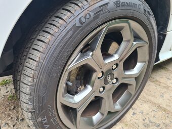 Ford ECOSPORT 1.0 ST Line_92 kW - 10