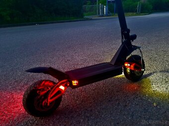 ELEKTROKOLOBEŽKA 3800W RYCHLOST 90KM/ - 10