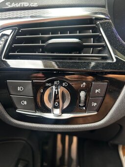 BMW 3.0 2018 – M paket, perfektní stav, DPH - 10