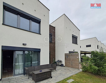 Prodej rodinného domu 4+kk, 150 m2, Praha, ul. Otrubova - 10