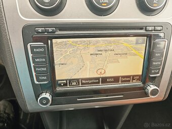 Touran 2,0TDi 103 KW DSG 2008 Cross 7 MÍST, DAC. TZ STK - 10