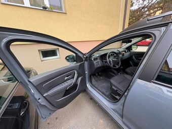 Dacia Duster Journey 1.3 TCe 130, 8/2024, 7 783 km - 10