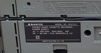 STEREO RADIO CASSETTE RECORDER SANYO M 9711LO. - 10