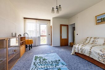 Rodinný dům s garáží, zahradou, vinným sklepem, v Jaroslavic - 10