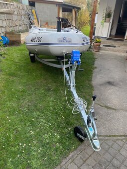 člu s motorem a pevnou podlahou - 10