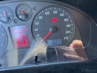 VW Multivan 2.5 tdi 128 kW - 10