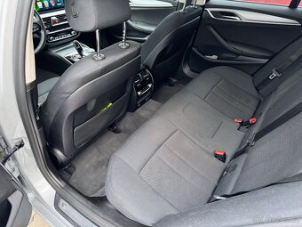 BMW 520d xDrive, 2021(Facelift),Nezávislé topení, 2 sady kol - 10