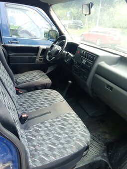 VW Transporter 2.5 TDi Long Pětiválec po velkém servise - 10