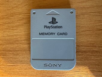 PlayStation 1 SCPH-1002 - 10