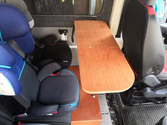Obytné Ducato, 4 mista, podlahove topeni, měchy, tempomat - 10