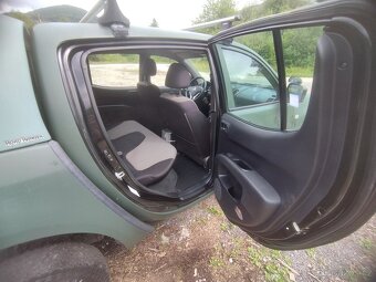 Mitsubishi L200 - 10