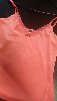 Dámské oblečení - 10