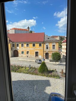 Pronajmu byt na náměstí ve Vimperku - 10
