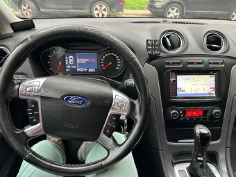 Ford Mondeo - 10
