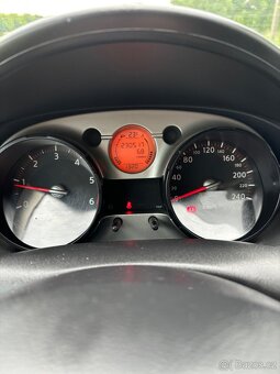 Nissan Qashqai - 10