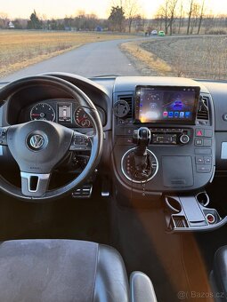 VW Multivan Highline - 10