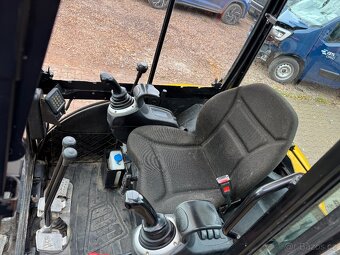 Jcb 8026 Minibagr 2.8T + 2 x lžíce - 10