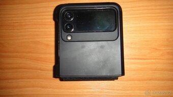 Samsung Galaxy Flip 4 - 10