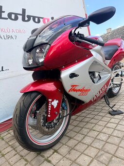 Yamaha YZF1000R Thunderace - 10