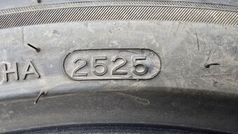 Letní pneu 235/45/20 Hankook - 10