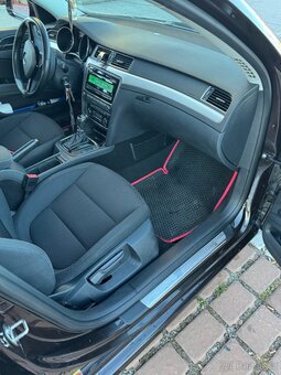 Škoda Superb 2014 - 10