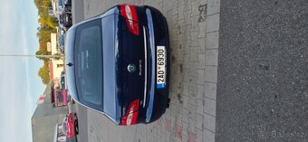 Škoda Superb 2011 2,0 Tdi manuál - 10