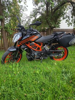 KTM Duke 125 2022 - 10