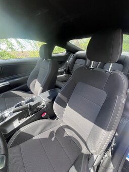 Ford Mustang, 3.7, V6, manuál - 10