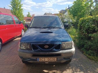 Terrano II - 10