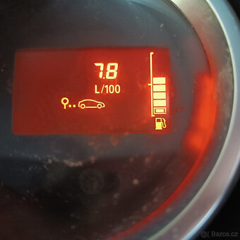 Dacia Sandero,metalíza,2018, 40 027 km, dobrý stav - 10