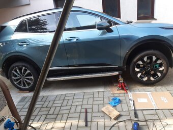 ZÁNOVNÍ Goodyear Vector 4seasons235/50 R19 + disky - 10