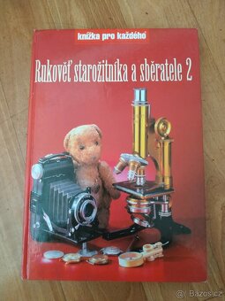 Knihy a ilustrované sešity + vinyl desky - 10