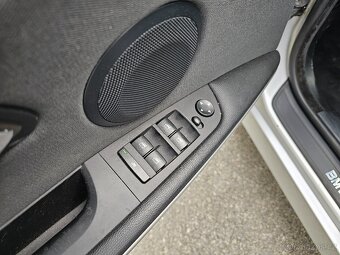 BMW E91 2.0i 95kw - 10