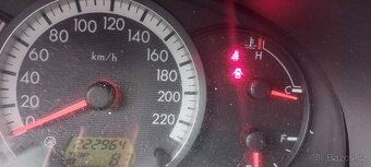 Mazda 5 2.0D, 81 kW, tažné, 223000 km - 10