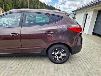 HYUNDAI ix35, 2.0 CRDi (100 kW), 4x4, 148 tis. km - 10
