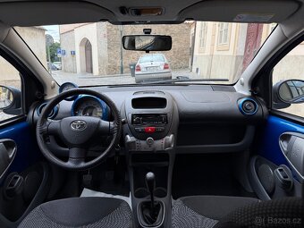 Toyota Aygo 1.0i 50kw koup.ČR Klima nová STK Serviska - 10