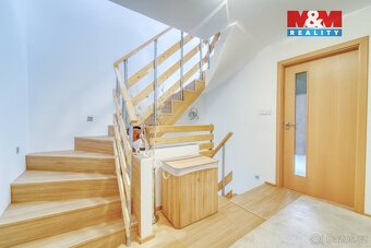 Prodej rodinného domu, 136 m², Postřižín, ul. Šípková - 10