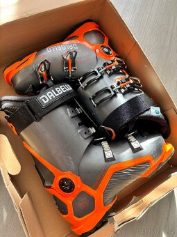 Lyžáky Dalbello DS AX 90, vel.40 - 10