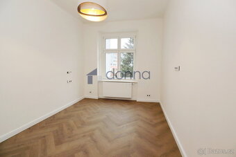 Pronájem bytu 3+kk 95m², ul. Sokolovská, Praha 8 - Libeň, čá - 10