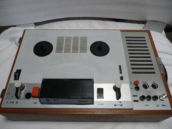 Magnetofon TESLA - 10