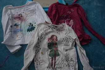 Dívčí trička vel.134 - 10