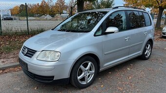 Touran 2.0Tdi DSG Automat BiXenony Webasto Parktronik Zaves - 10
