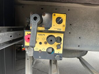 Schmitz SCS 24/L-13.62 EB zvedací náprava nové plachty - 10