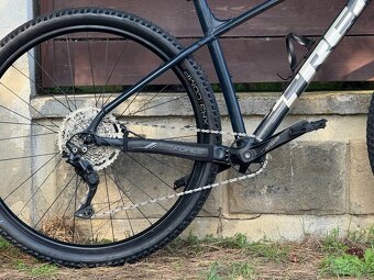Horské kolo Trek Marlin 7 (2021) – velikost L, 29” kola - 10