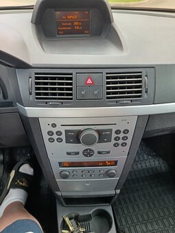 Opel Meriva 1.8 i 16 V - 92 kW  - Nová STK - Dovoz SRN - 10