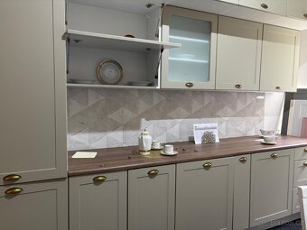 Moderní nepoužitá kuchyně NATALI krémová - 10