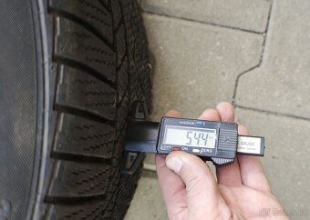 Zimní pneu R19 Continental dvourozměr BMW M2+; 265/35 245/35 - 10