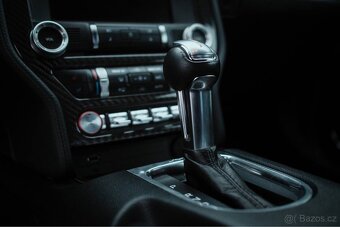 FORD MUSTANG 5.0 BLACK - 10